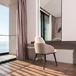 Отель La Brisa Boutique 5*