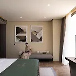 La Brisa Boutique فندق ديرمي