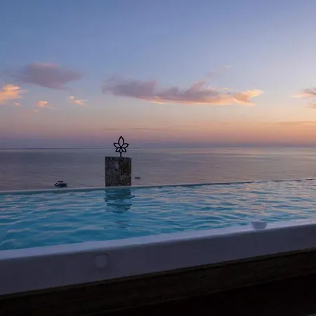 La Brisa Boutique 5*