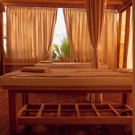 La Brisa Boutique Hotel