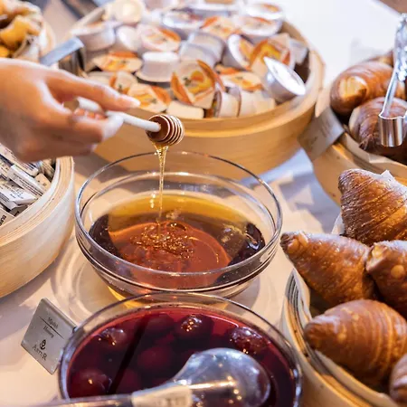 Ξενοδοχείο La Brisa Boutique 5*
