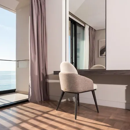 Ξενοδοχείο La Brisa Boutique 5*