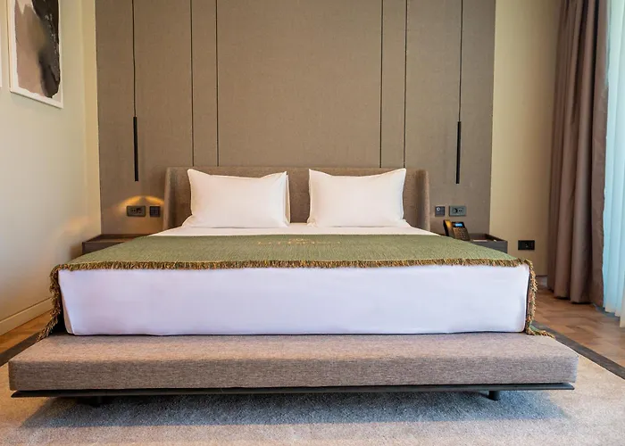 La Brisa Boutique Hotel 5*