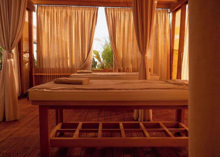 La Brisa Boutique Hotel